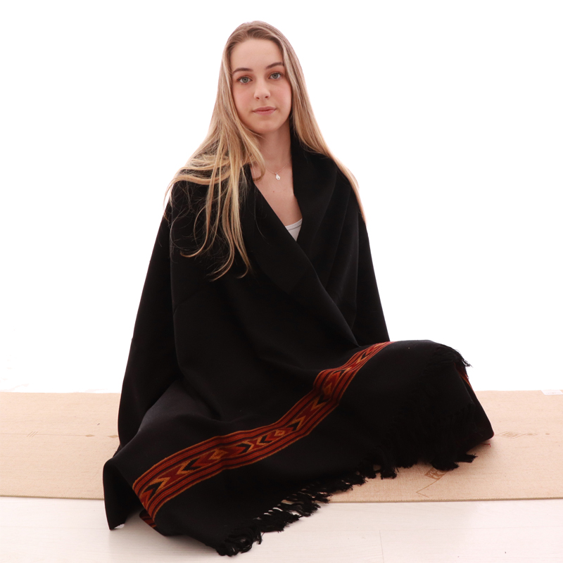 Black Shawl Web 1