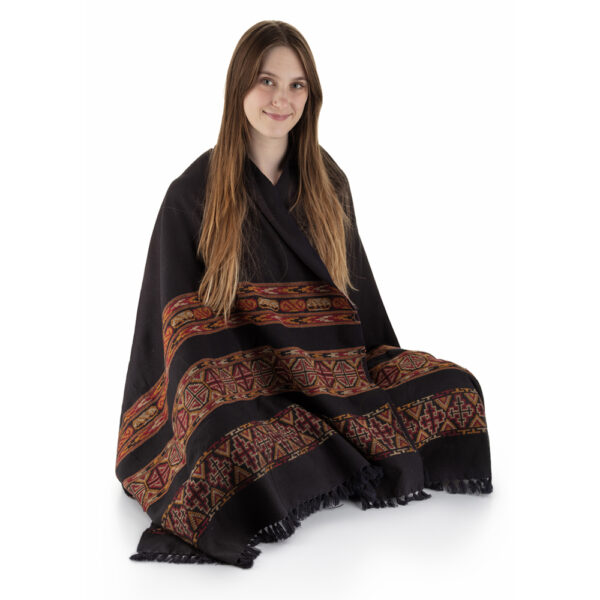 Meditation shawl – Midnight Black